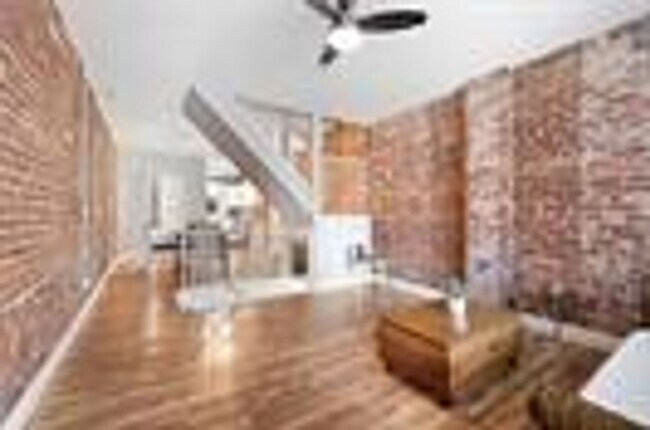 Foto del edificio - 516 Borland St