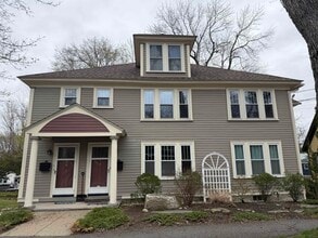 Building Photo - 4 Holt St