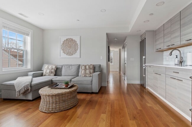 Foto del edificio - WINTER RENTAL: Portside Glimpse