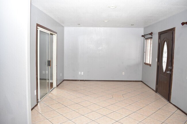 Foto del edificio - 316 S 35th St