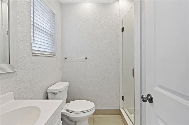 Building Photo - 3030 NE 21st Ter