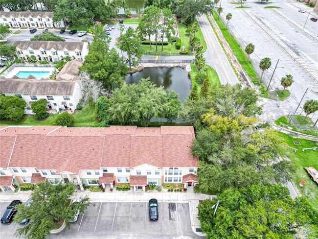 Foto del edificio - 273 Alexander Woods Dr