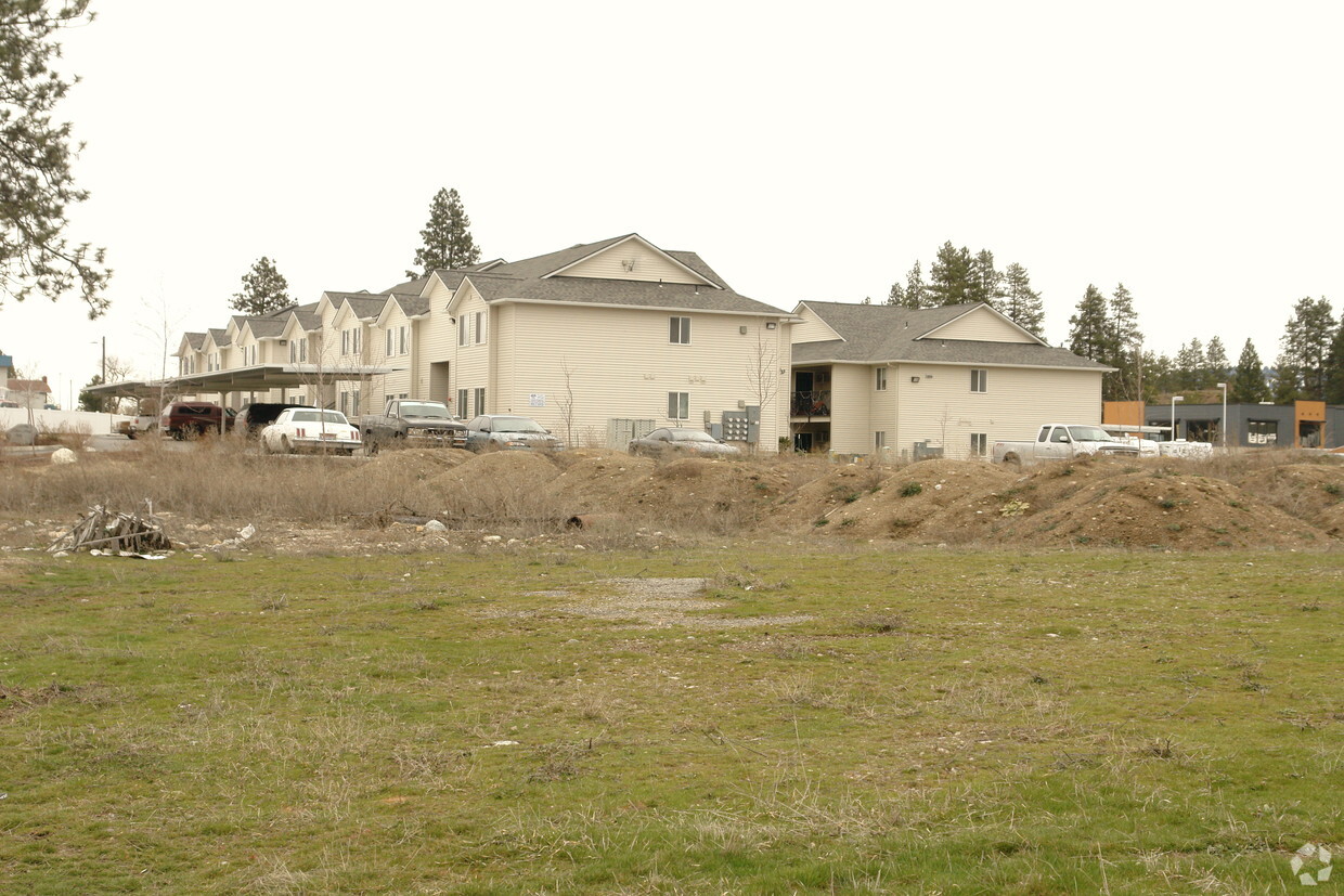 Foto del edificio - 501 W Mullan Ave