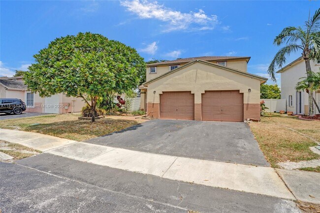 Foto del edificio - 20727 NW 1st St