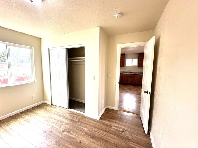 Foto del edificio - Charming, Humble Yet Inviting 2 Beds 1 Bath Home For Rent!-