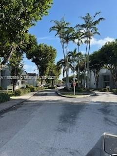 Foto del edificio - 10431 N Kendall Dr