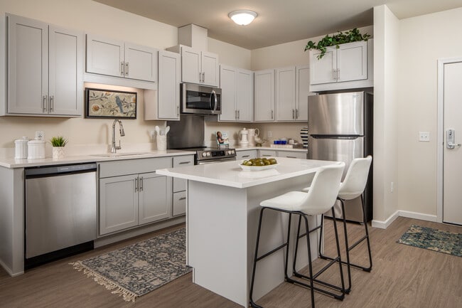 Building Photo - Villas at Pleasant Ave - 55+