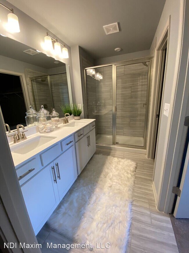 Foto del edificio - 3 br, 3.5 bath House - 3798 Hidden Valley ...
