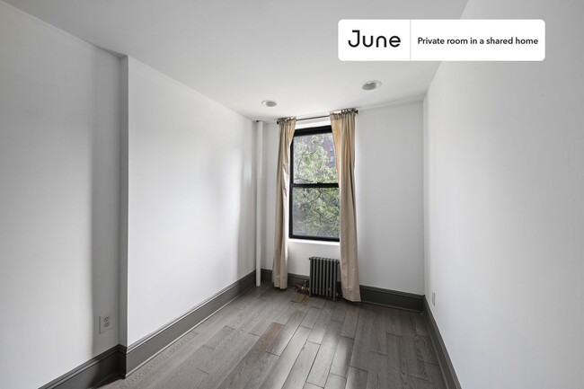 Building Photo - Private bedroom in 2 bed/1 bath Home