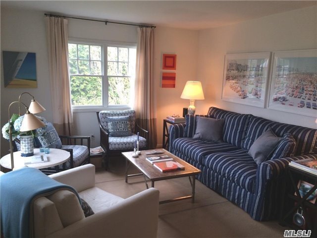 Building Photo - 11 Argonne Rd W