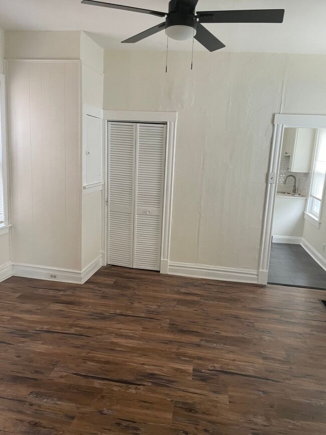 Building Photo - House for Rent in Southwest City