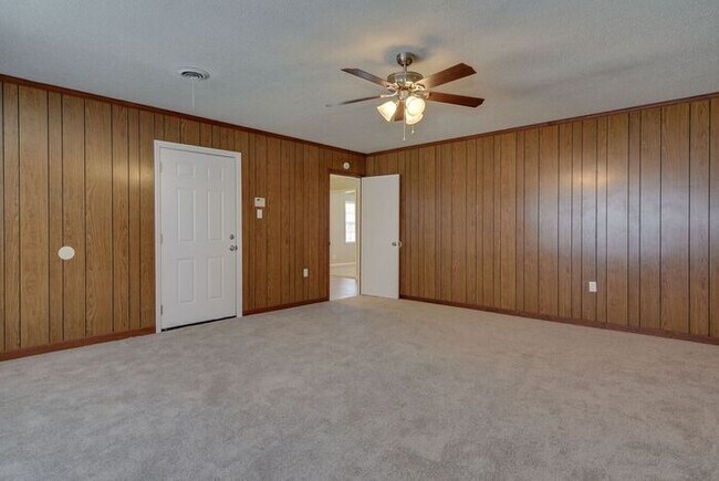 Building Photo - 3009 Griffis Ct