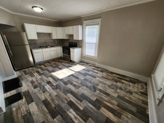 Foto del edificio - 1640 7th Ave