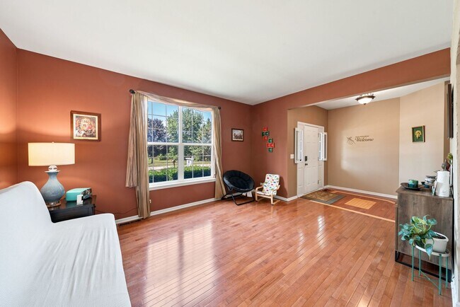 Foto del edificio - 37061 N Bonnie Brae Rd