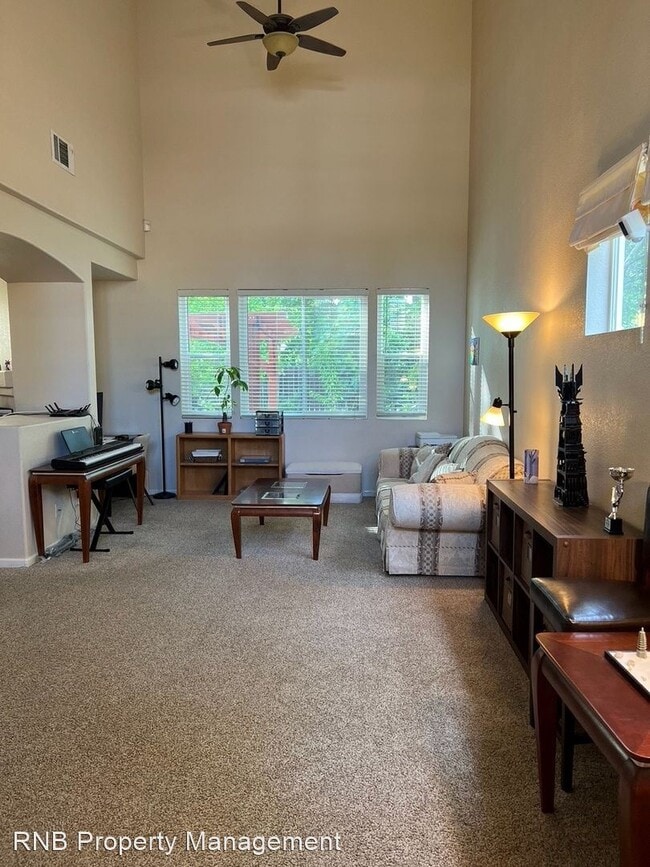 Building Photo - 3 br, 2.5 bath House - 5200 Bay Street