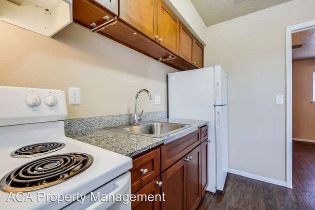 Building Photo - 9133 Quail Creek Dr