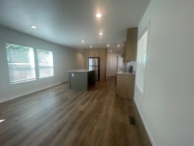 Building Photo - 2627 S Lamb Blvd
