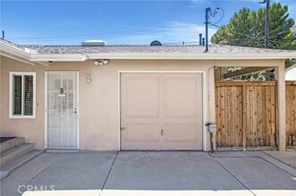 Building Photo - 712 E Alder St