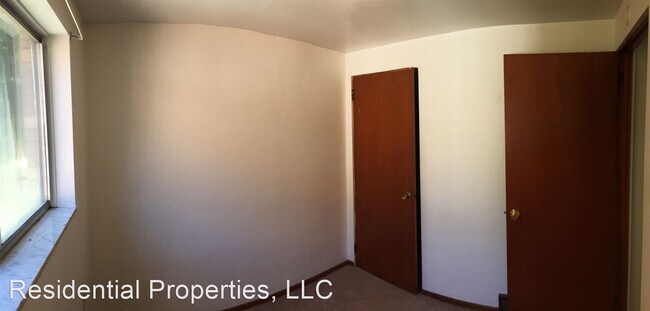 Building Photo - 2 br, 1 bath House - 1 Pamela Drive
