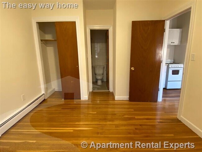 Foto del edificio - 160 N Beacon St