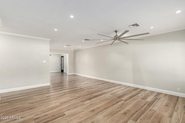 Building Photo - 2728 E Highland Ave