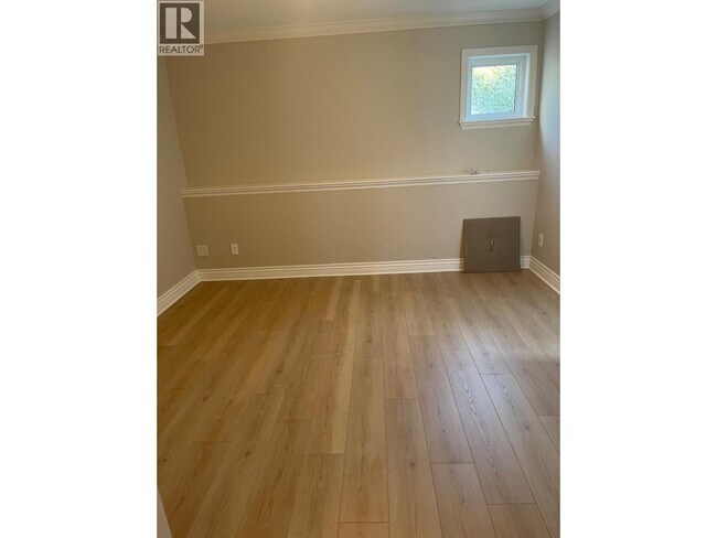 Photo du bâtiment - 32X W 14TH AVENUE