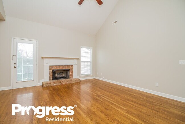 Building Photo - 6033 Lori Anne Dr