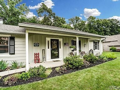 Building Photo - 1748 Sherry Lee Dr