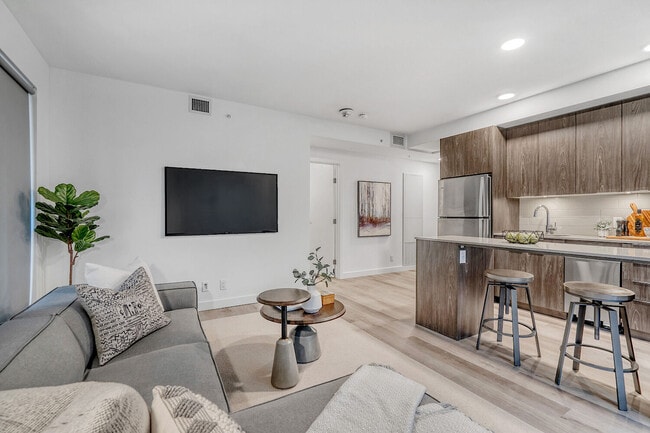 ERA in Bridgeland - ERA in Bridgeland Apartment