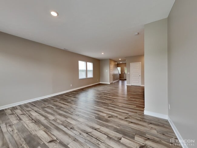 Building Photo - 10003 Sundley Dr