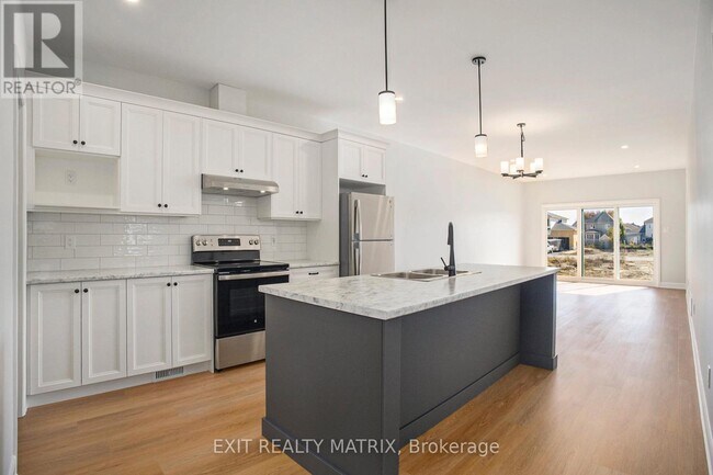 Photo du bâtiment - A - 560 REGINA STREET
