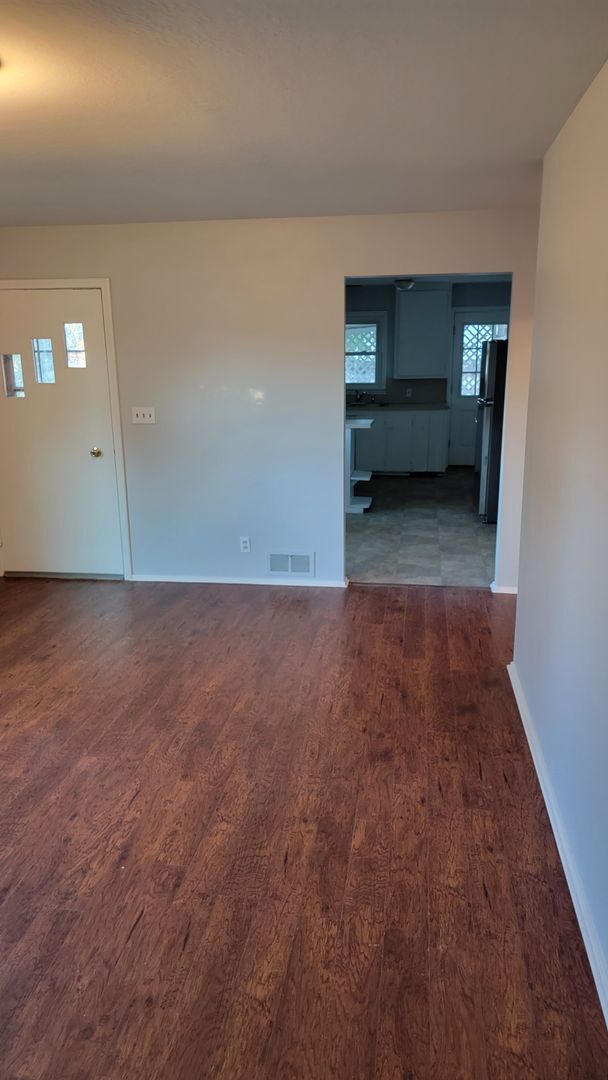 Foto del edificio - Cozy Two Bedroom Home Ready For You