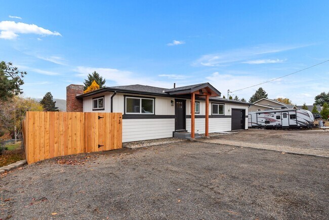 Foto del edificio - 460 N James Ave