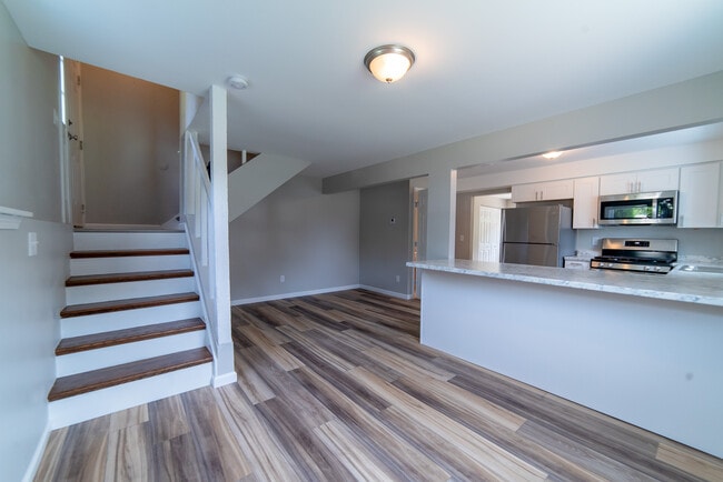 Building Photo - 3906 William Dr