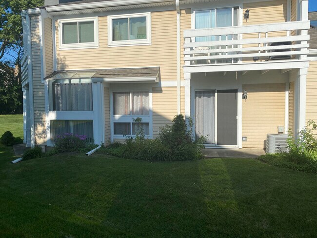 Building Photo - 1284 Ranchview Ct