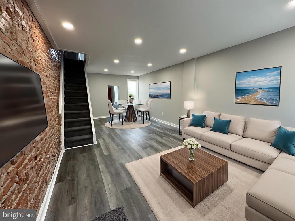 Foto principal - 2718 E Madison St