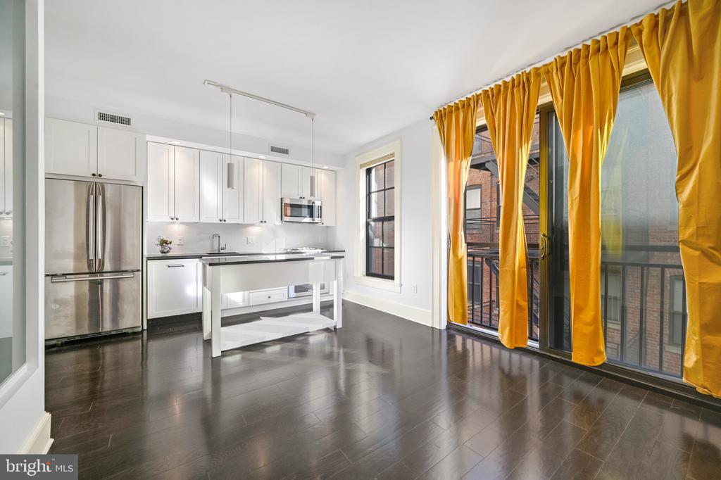 Primary Photo - 1011 M St NW
