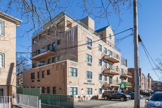 Building Photo - Bell Condominiums