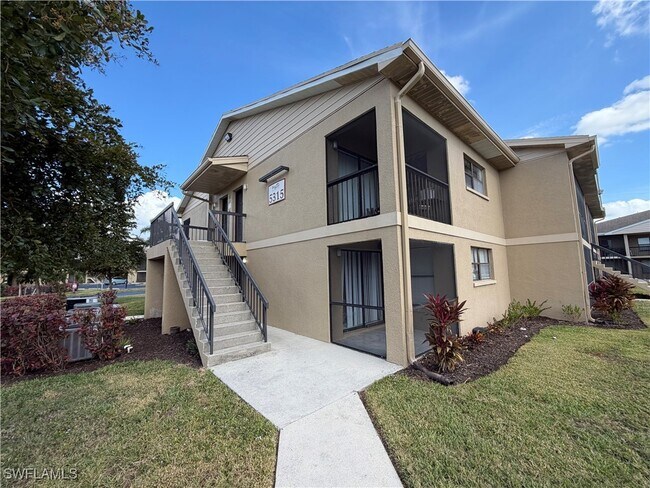 Foto del edificio - 5315 Summerlin Rd