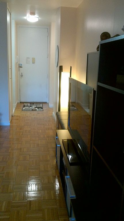 Foto del edificio - 146 E 48th St