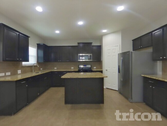 Foto del edificio - 131 Reeves Garden