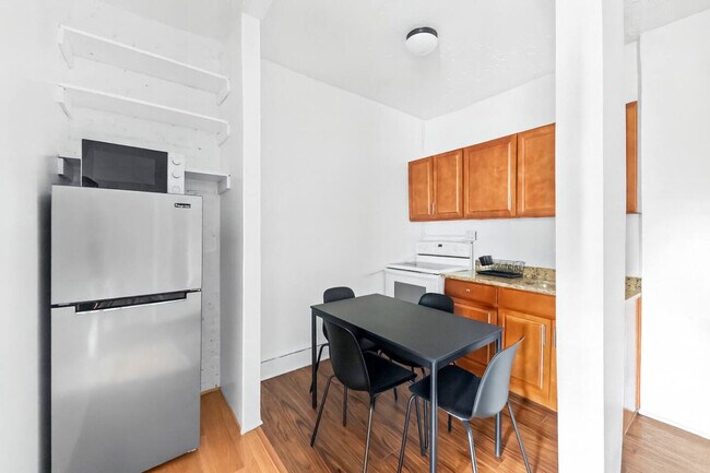 Foto del edificio - 156 W 15th St