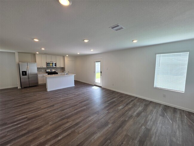 Foto del edificio - 40934 Seasoned Oak Ln