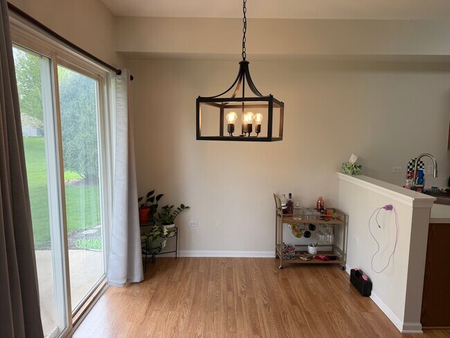 Foto del edificio - 3129 Ollerton Ave