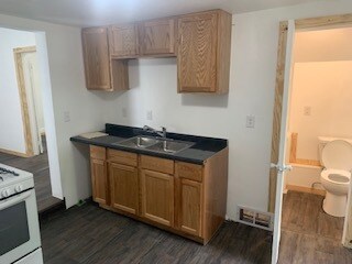 Foto del edificio - 869 Albemarle St