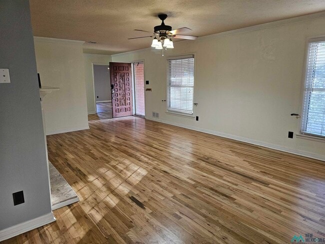 Building Photo - 2305 North Dr