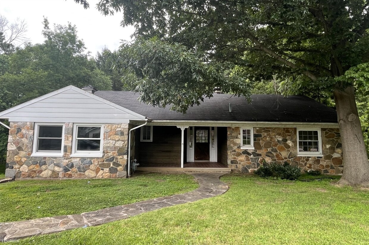Primary Photo - 3 br, 2 bath House - 509 Capitol Trail