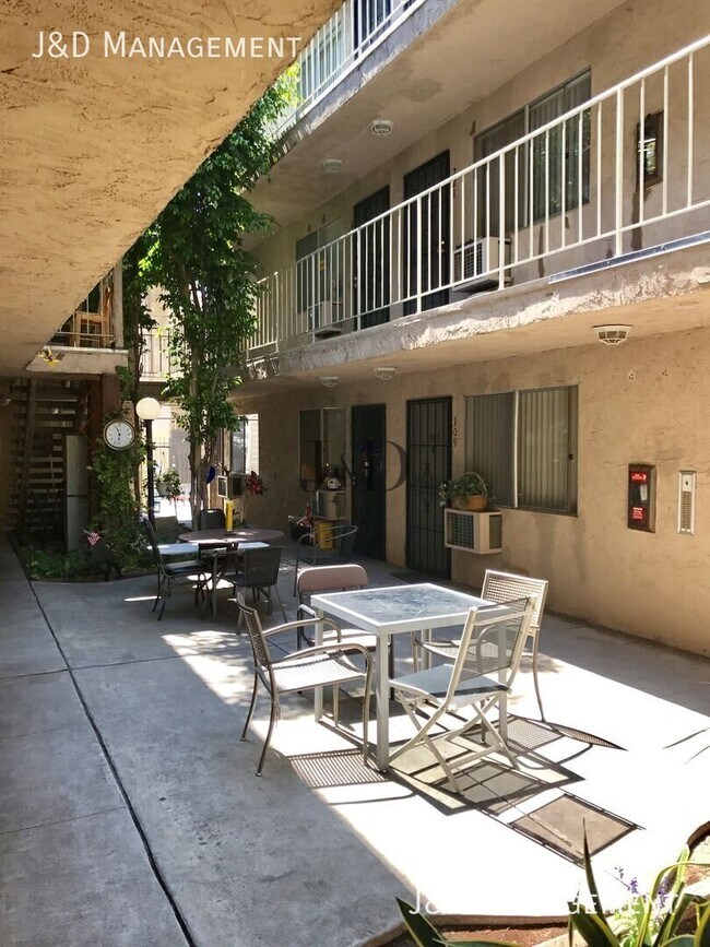 Foto del edificio - 4260 44th St