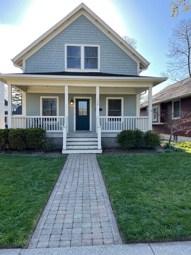 126 1st Ave NW, Carmel, IN 46032 House for Rent in Carmel, IN