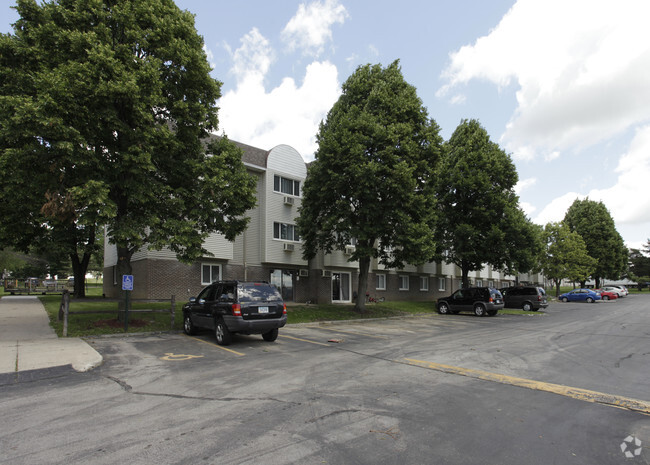 Building Photo - Douglas Park Apartments